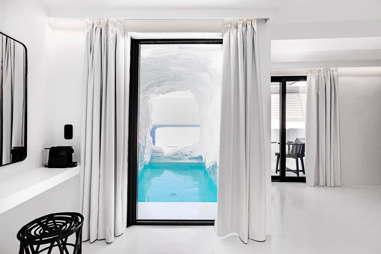 **** Hotel Tagoo Black Mykonos Mykonos Town Grécia