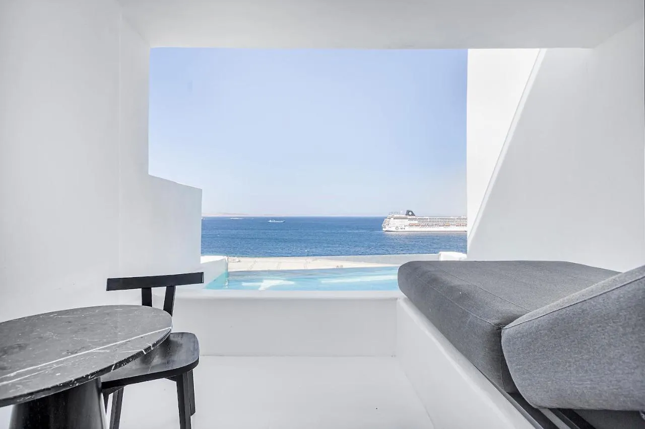 **** Hotel Tagoo Black Mykonos Mykonos Town Grécia